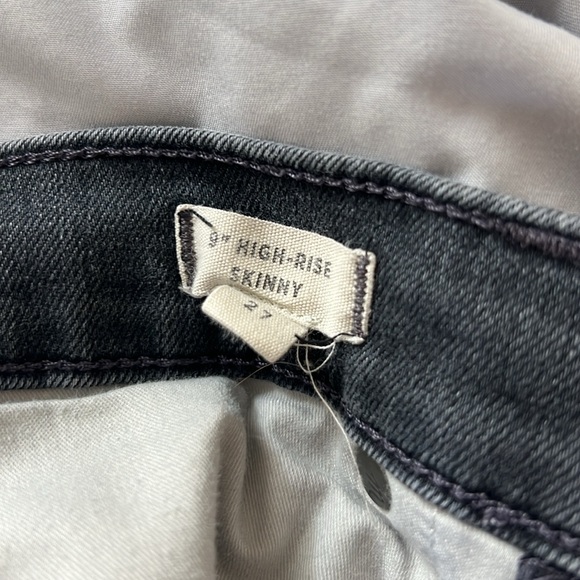 Madewell High Rise Skinny Jeans - Picture 4 of 4